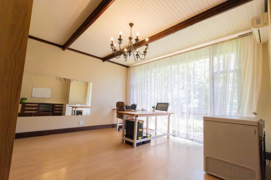 5 Bedroom Property for Sale in Protea Park North West